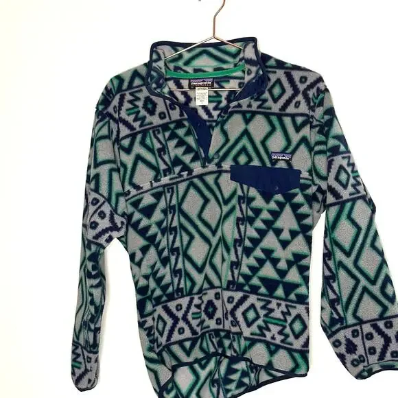 Vintage Patagonia Printed Snap-T Montana Siete Feather Grey Synchilla Size XS